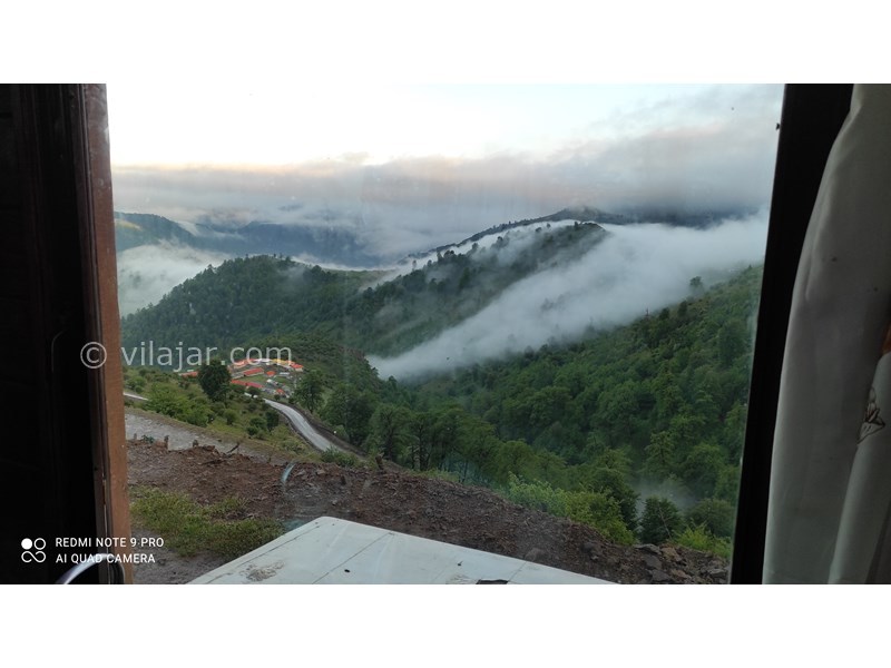 عکس شماره 619058 - رزرو کلبه چوبی در اولسبلنگاه - تماشای بازی ابرها از پنجره قدی کلبه