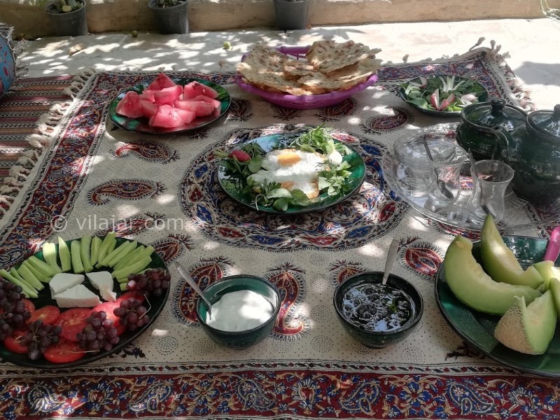 اقامتگاه بوم گردی عمارت قاجاریه