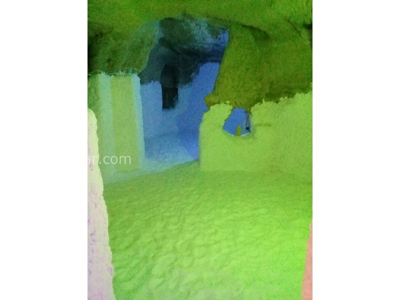 عکس شماره 642278 - اقامتگاه بومگردی مسین بابا - اتاق دستکند نمکی برای نمک درمانی