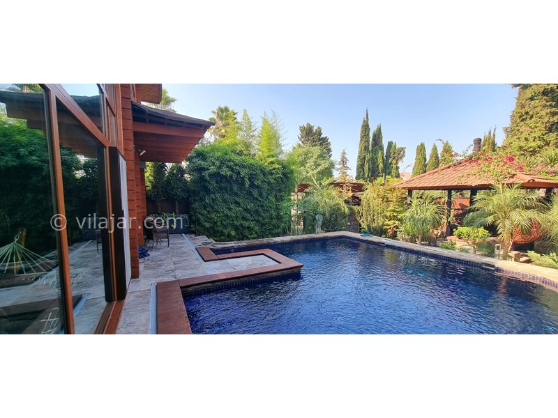 عکس شماره 653890 - اجاره ویلا چوبی با استخر روباز رامسر -