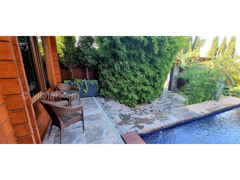 عکس شماره 653892 - اجاره ویلا چوبی با استخر روباز رامسر -