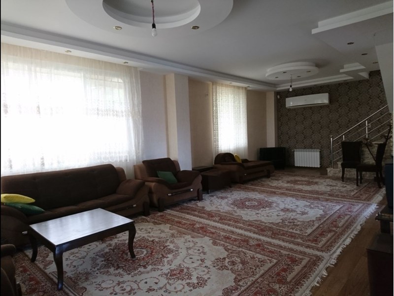 عکس شماره 681387 - اجاره ویلا در شاندرمن گیلان - هال و پذیرایی 