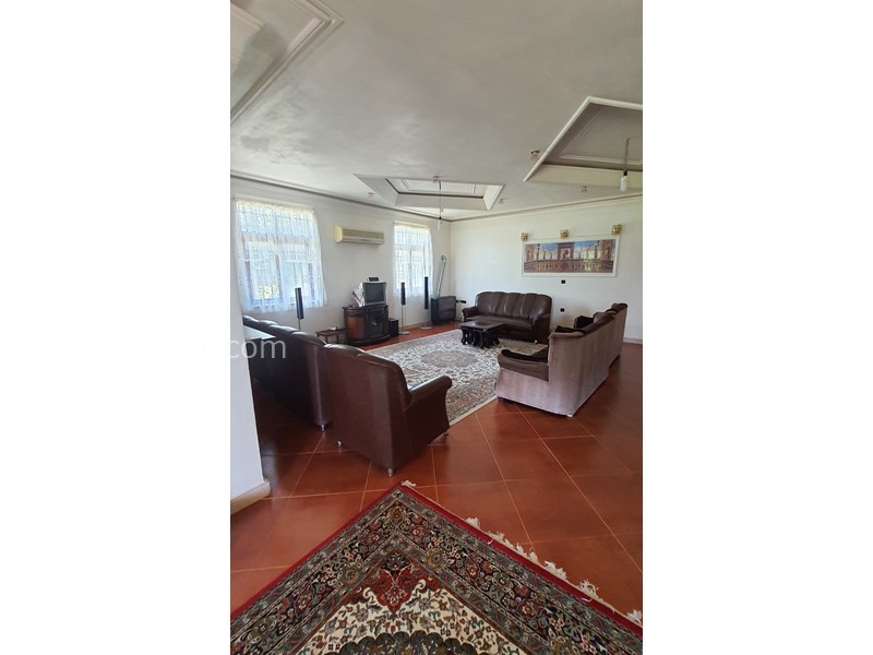 عکس شماره 704145 - اجاره ویلا نزدیک دریاچه در شفت - سالن پذیرایی