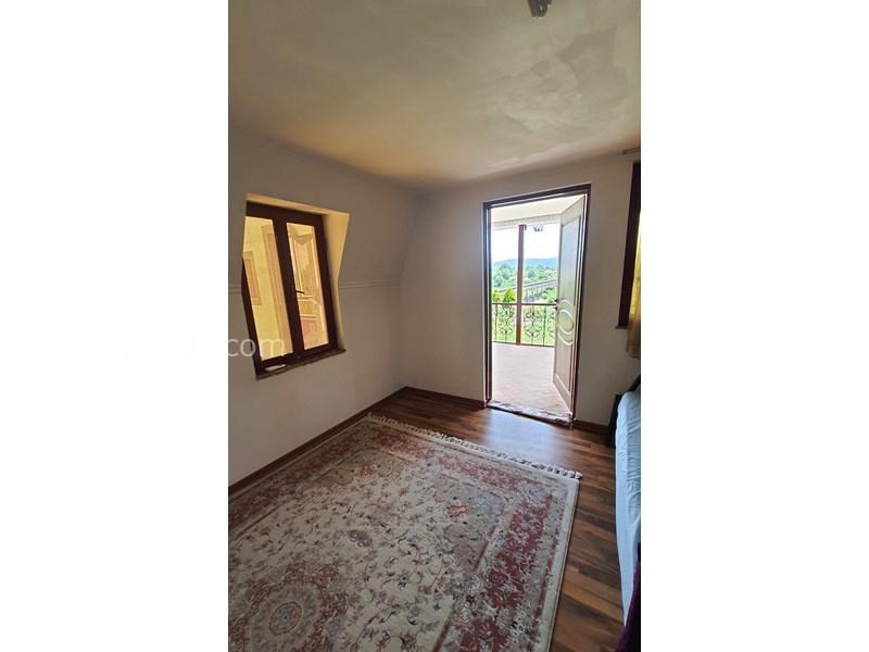 عکس شماره 704152 - اجاره ویلا نزدیک دریاچه در شفت - اتاق ۳ ، تراس دوم ، طبقه دوم