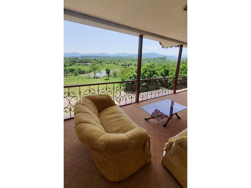 عکس شماره 704156 - اجاره ویلا نزدیک دریاچه در شفت - نشیمن تراس ۲ ، طبقه دوم