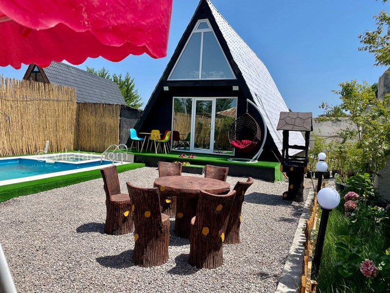 عکس شماره 711700 - کلبه چوبی با استخر نزدیک رامسر -