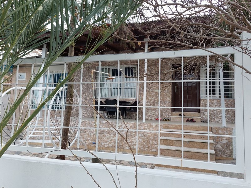 عکس شماره 711740 - ویلا لب ساحل با استخر در نوشهر - 