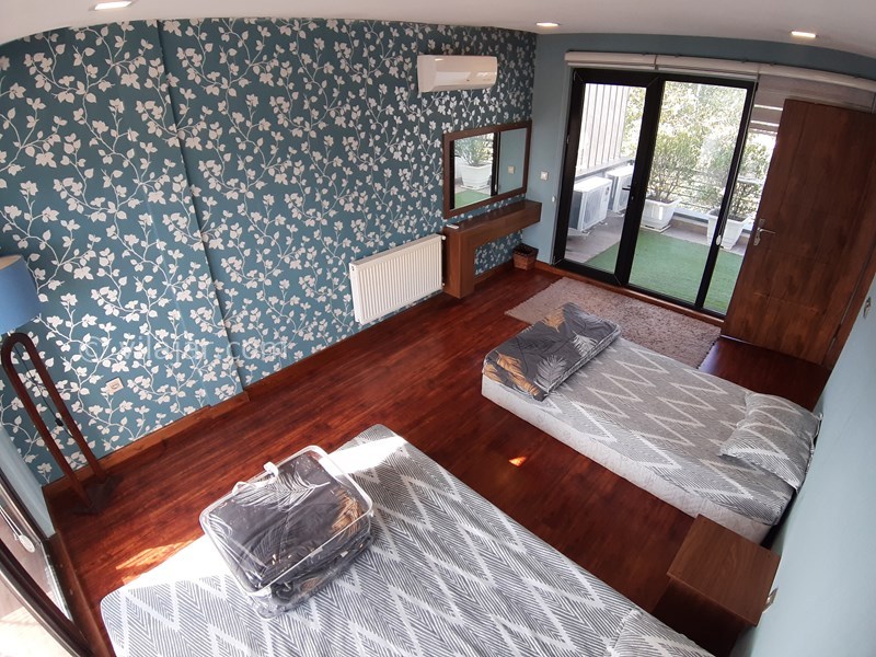 عکس شماره 727858 - رزرو ویلای لوکس استخردار نوشهر - اتاق خواب سه تخته طبقه سوم با دو بالکن برای دیدن طلوع و غروب آفتاب