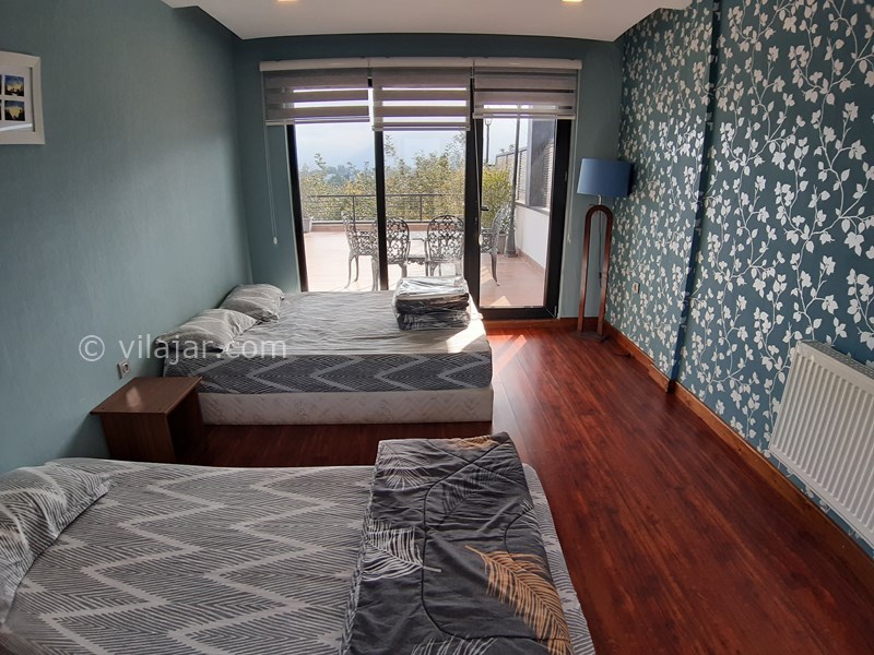 عکس شماره 727859 - رزرو ویلای لوکس استخردار نوشهر - اتاق خواب سه تخته طبقه سوم با دسترسی مستقیم به بالکن بزرگ شرقی