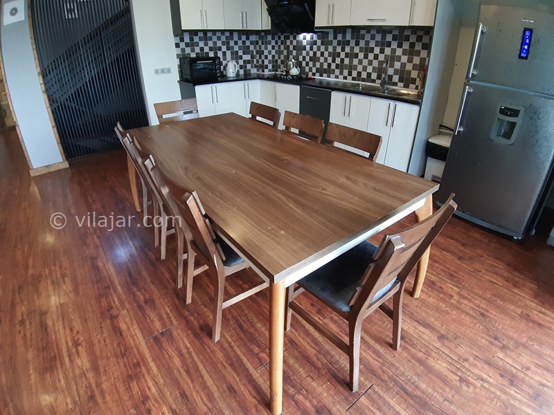 عکس شماره 728032 - رزرو ویلای لوکس استخردار نوشهر - میز ناهارخوری 6 نفره