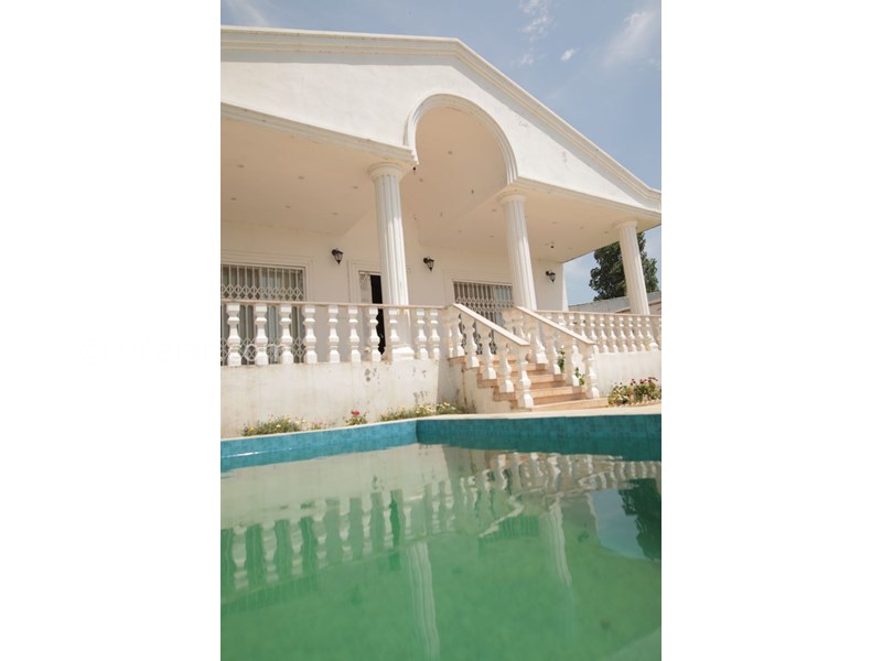 عکس شماره 755695 - ویلا با استخر روباز نزدیک محمودآباد - 