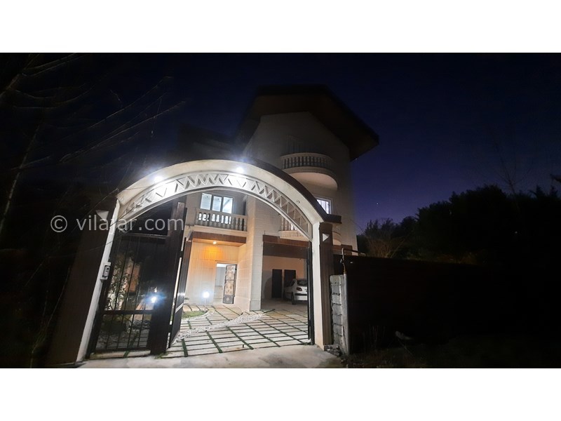 عکس شماره 768412 - ویلا جنگلی دوبلکس نزدیک نمک آبرود - نمای ورودی ویلا