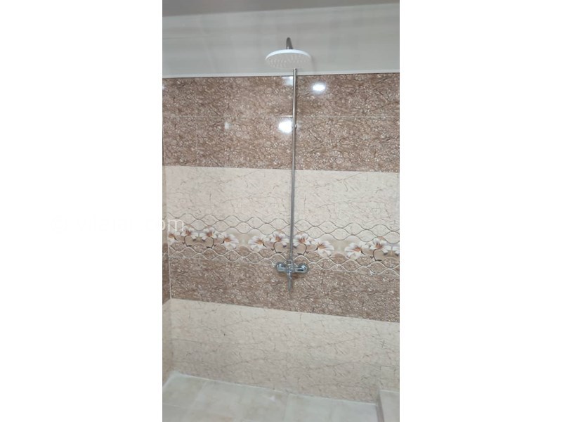 عکس شماره 772071 - کلبه چوبی سوییسی با استخر در بابل - 