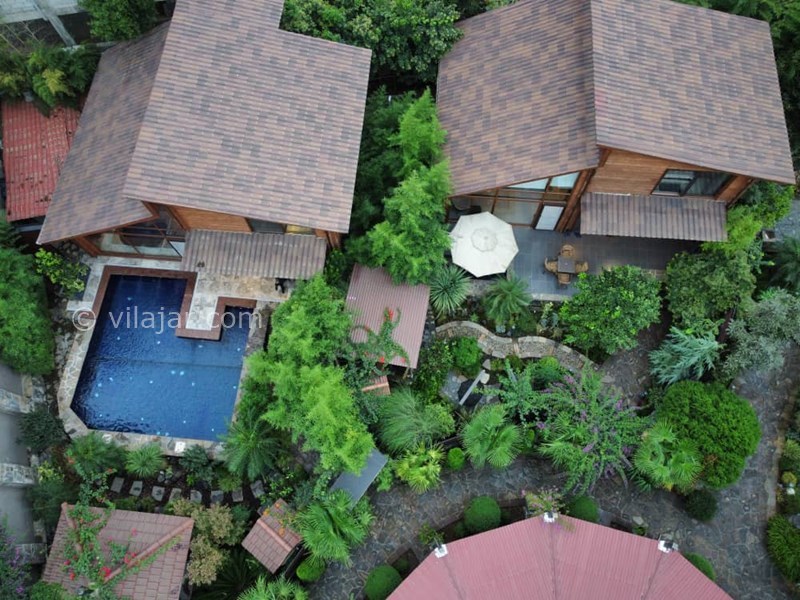 عکس شماره 772633 - اجاره ویلا چوبی با استخر روباز رامسر -