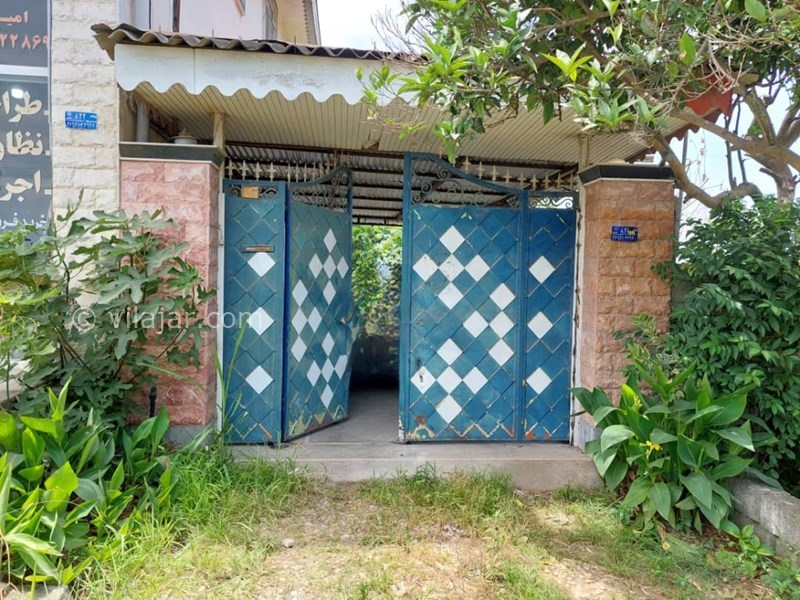 عکس شماره 784643 - اجاره ویلا ساحلی نزدیک رامسر - درب پارکینگ