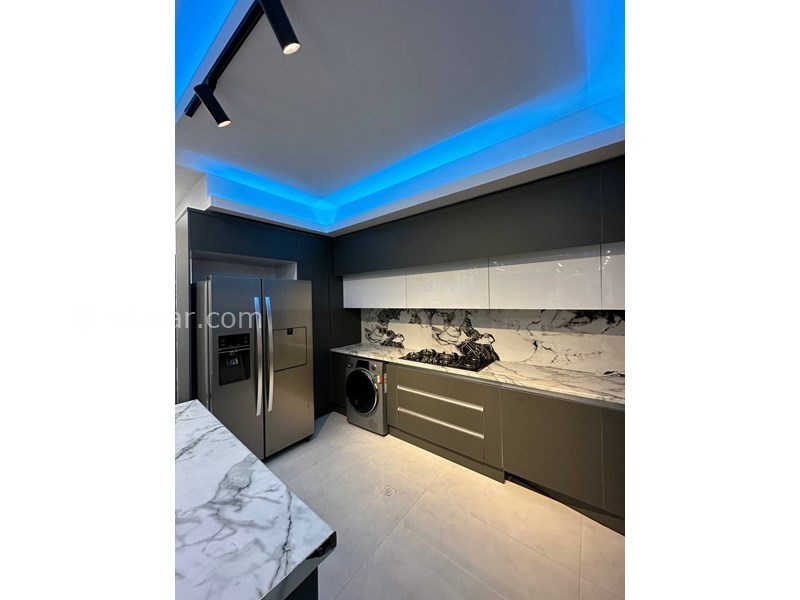 عکس شماره 785347 - اجاره ویلا با 2 استخر و جکوزی ایزدشهر - اشپزخانه کاملا مجهز ویلا