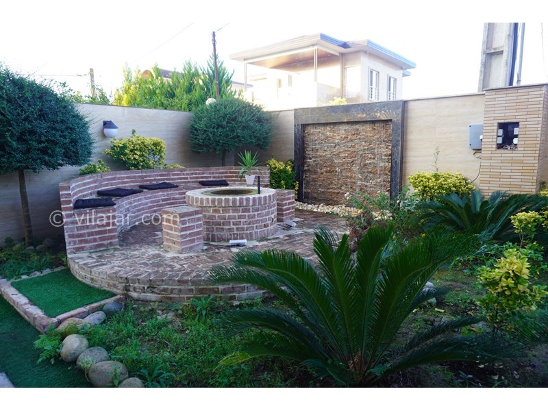 عکس شماره 789309 - اجاره ویلا با استخر و بیلیارد شیرود - باغچه و محیط آتشگاه هیزمی با آبنما و نورپردازی