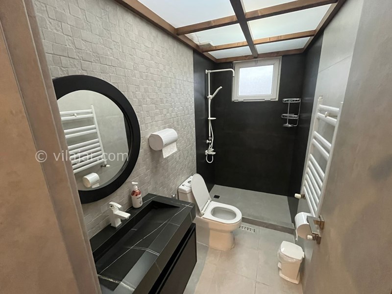 عکس شماره 795513 - ویلا استخرروباز مدرن با جکوزی نوشهر - 