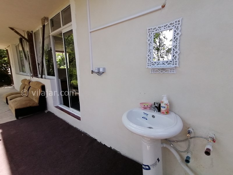 عکس شماره 797400 - اقامتگاه افراچال با ویو سد سلیمان تنگه - روشویی در تراس