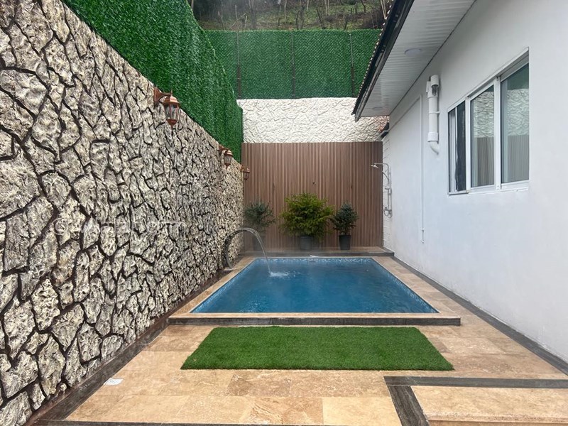 عکس شماره 802890 - اجاره ویلا در جوارم با استخر آبگرم - 