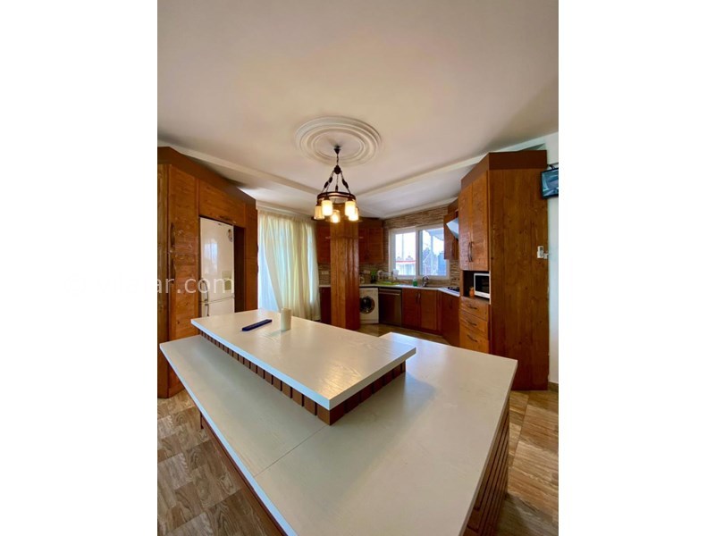 عکس شماره 811588 - اجاره ویلا استخردار لب دریا انزلی - 