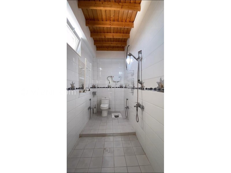 عکس شماره 811593 - اجاره ویلا استخردار لب دریا انزلی - 