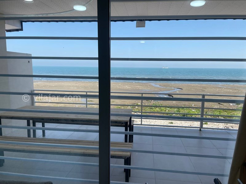 عکس شماره 812515 - ویلا در نوشهر چسبیده به دریا -