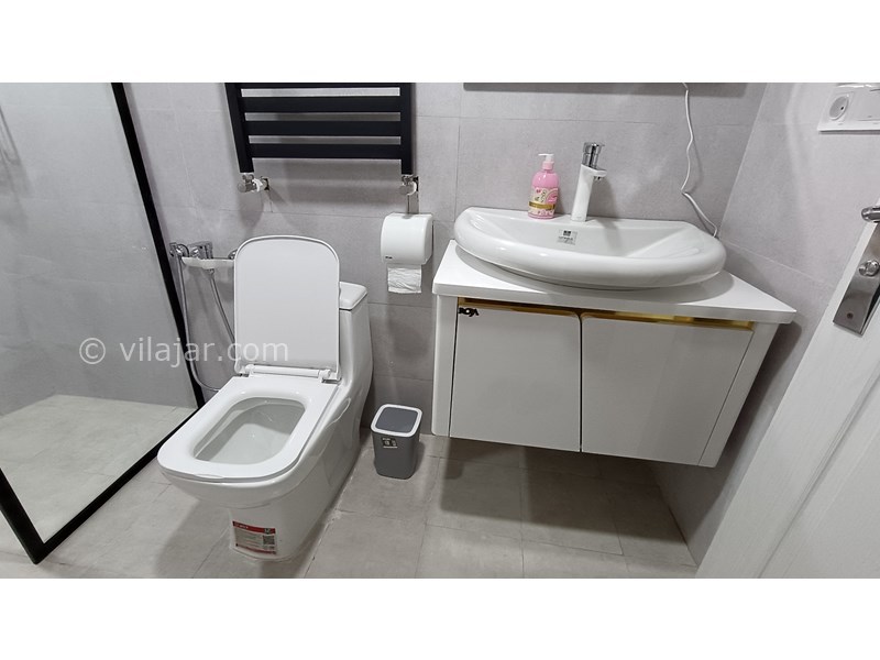 عکس شماره 814788 - اجاره ویلا سرولات چابکسر ویوی دریا - سرویس فرنگی طبقه وسط