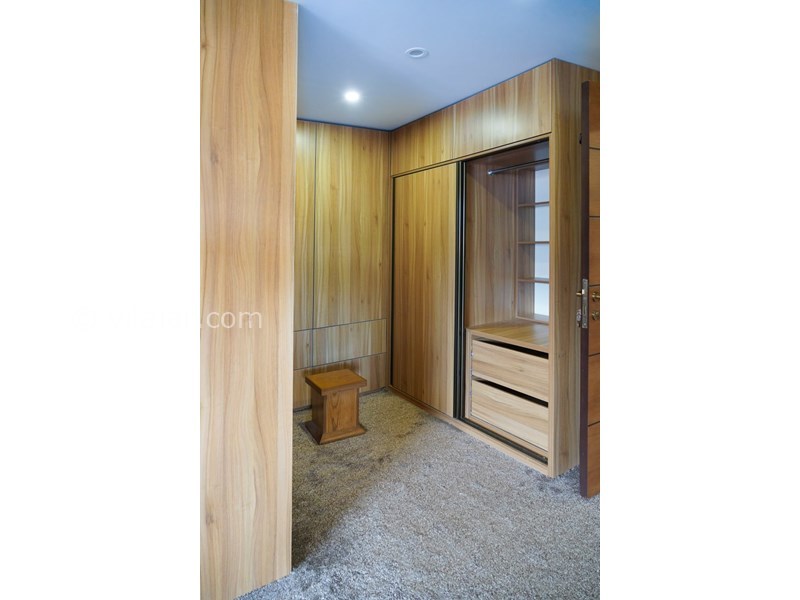 عکس شماره 815387 - اجاره ویلای استخردار در کلاردشت - کلوزت اتاق مستر