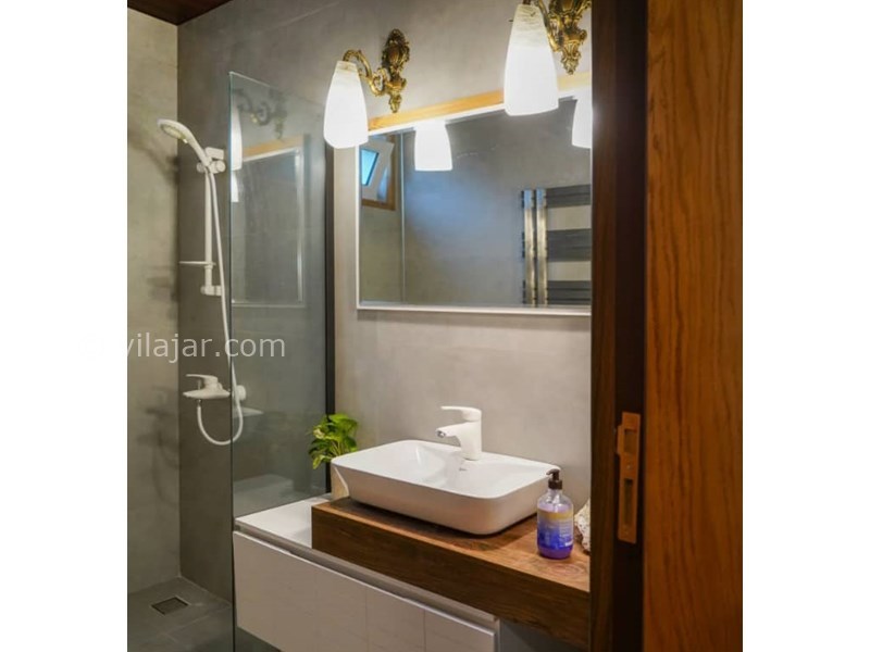 عکس شماره 826005 - اجاره ویلای استخردار در کلاردشت -
