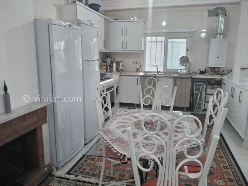 عکس شماره 828404 - اجاره ویلا ییلاقی نزدیک گرگان - آشپزخانه با تجهیزات کامل آشپزی و سروغذا