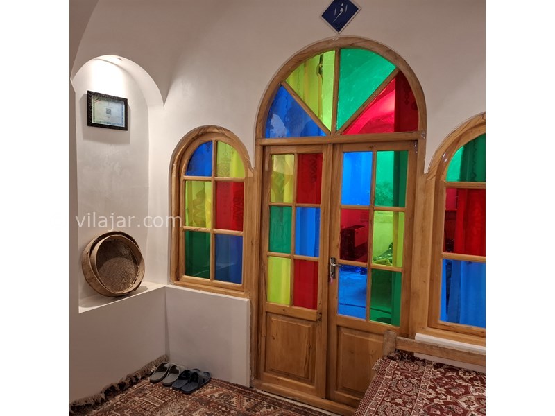 عکس شماره 837125 - اقامتگاه بومگردی دیار نون نجف آباد - اتاق دونفره با تخت دونفره افرا