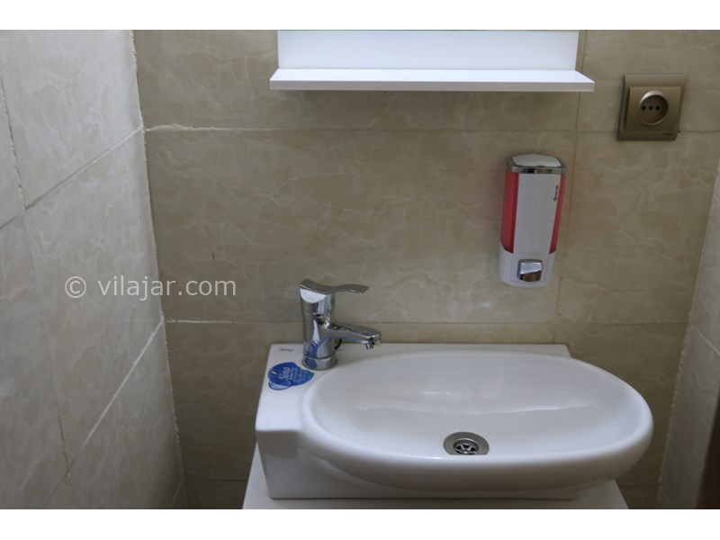 عکس شماره 837147 - اقامتگاه بومگردی دیار نون نجف آباد - سرویس بهداشتی ایرانی و فرهنگی و حمام به صورت اشتراکی