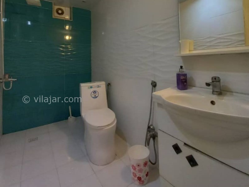 عکس شماره 843622 - ویلا با استخر چهارفصل محمودآباد - سرویس فرنگی و ایرانی و دو حمام 