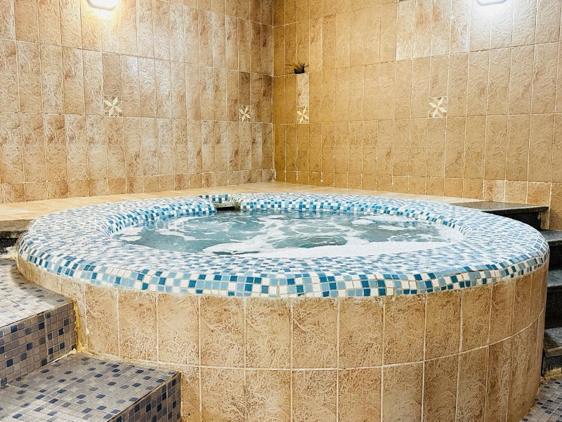 عکس شماره 844052 - ویلا با استخر بیلیارد نزدیک متل قو - 