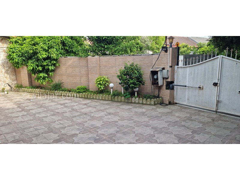 عکس شماره 860298 - رزرو ویلا دوخواب در متل قو - حیاط ویلا دربست در سلمانشهر