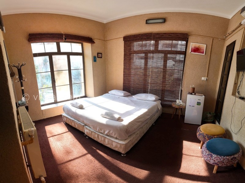 عکس شماره 882077 - اقامتگاه خانه باغ ایرانی شیراز - اتاق فرخزاد