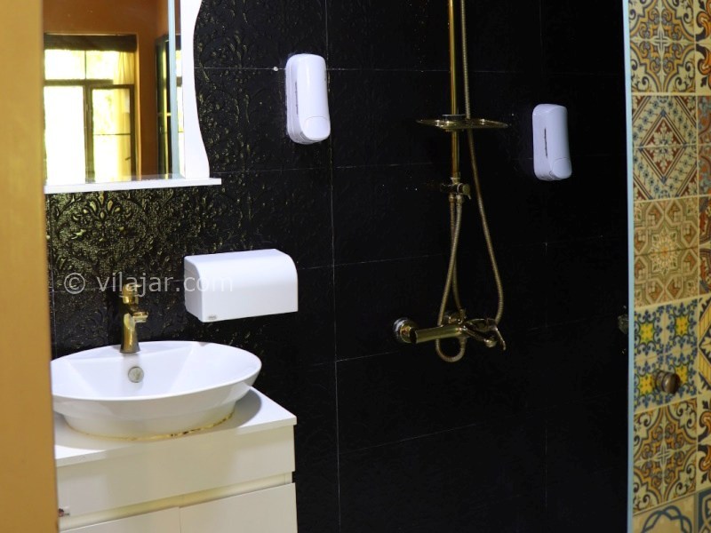 عکس شماره 882088 - اقامتگاه خانه باغ ایرانی شیراز - سرویس اتاق صدرالدین محلاتی