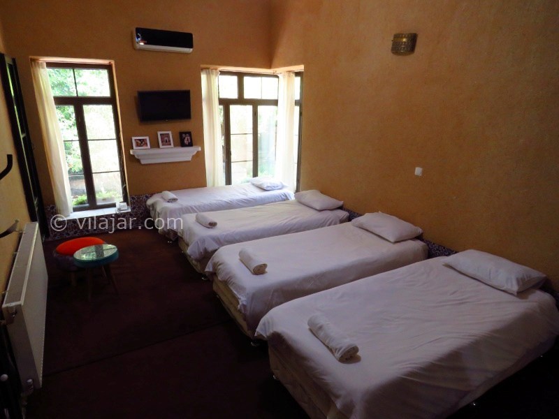 عکس شماره 882089 - اقامتگاه خانه باغ ایرانی شیراز - اتاق صدرالدین محلاتی