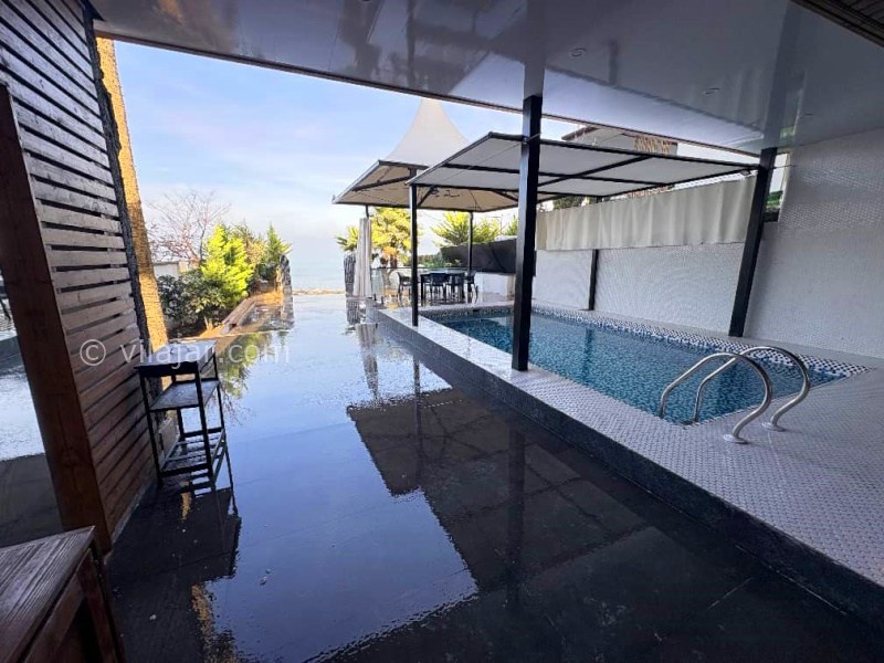 عکس شماره 884146 - اجاره ویلا لب ساحل نوشهر - 