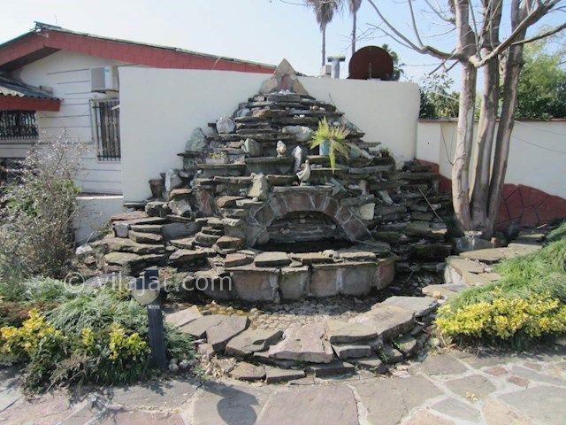 عکس شماره 93033 - ویلا لوکس با استخر و بیلیارد هچیرود - آبنما در حیاط ویلا